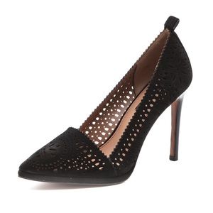 Rachel Zoe Valentina Cutout Pumps. Size 8.